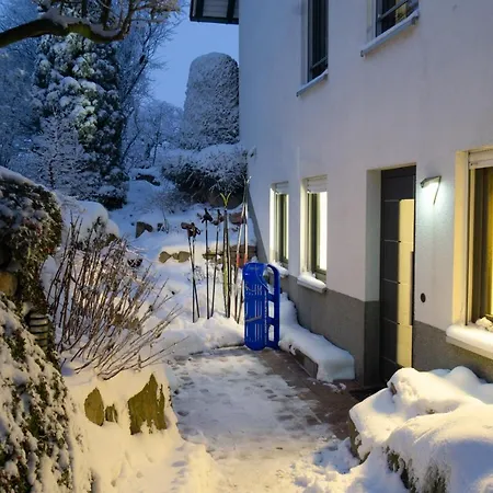 Zum Sperberring: Tranquil Retreat With Ev Charging *
