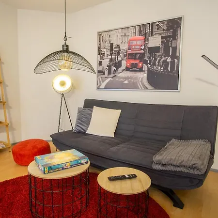 Zum Sperberring - Parkplatz - Wallbox - Wlan - Netflix&disney - Sehr Ruhig - Perfekt Zum Entspannen & Erholen Ilmenau