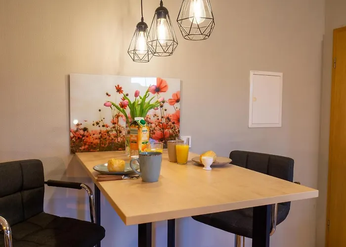 Zum Sperberring - Parkplatz - Wallbox - Wlan - Netflix&disney - Sehr Ruhig - Perfekt Zum Entspannen & Erholen